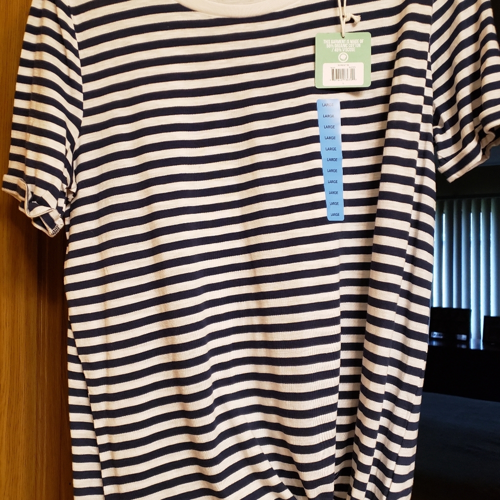 Organic Cotton Pullover Tee w/bottom Tie.